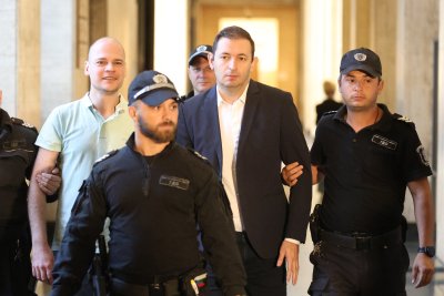 Бившият заместник-кмет на София Никола Барбутов остава в ареста