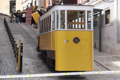 Спират всички лифтове в Лисабон за спешен преглед