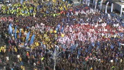 Хиляди на протест срещу мерките за икономии в Румъния