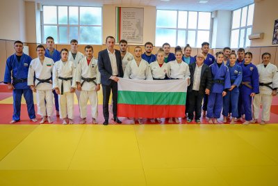 Иван Пешев пожела успех на българските джудисти преди еврошампионата до 23 г.