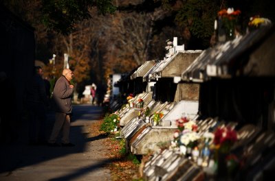 Архангелова задушница е!