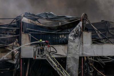 Опитва ли се Русия да създаде хуманитарна катастрофа в Украйна?