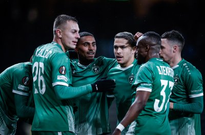 Лудогорец започва защитата на трофея си от турнира за Купата на България с гостуване на Черноморец