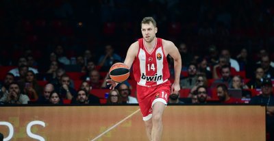 Усилията на Везенков не спасиха Олимпиакос в Евролигата