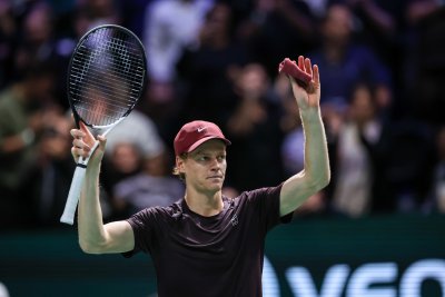 Синер се класира за първи път в кариерата си за Топ 8 на Мастърса в Париж