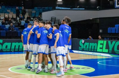 Рилски издържа едно полувреме срещу испанци във ФИБА Къп