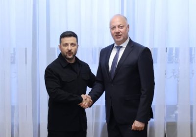 Bulgarian PM Rosen Zhelyazkov and Ukrainian President Volodymyr Zelensky Talked on the Phone