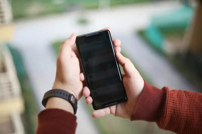 Bulgaria Bans the Use of Mobile Phones in Schools Nationwide from January