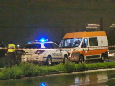 Гонка с мигранти: Кола падна в езерото Вая в Бургас