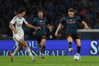 Наполи записа първо равенство за сезона в домакинството на Комо