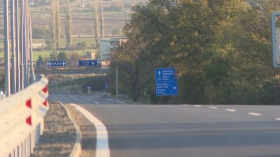 Премиерът Желязков откри обновен участък от път Е-79