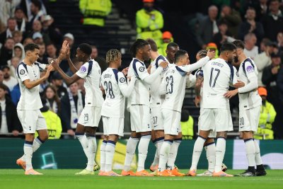 Десетима от Тотнъм постигнаха разгромна победа над Копенхаген