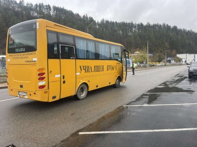 Шофьор от Неделино почина от инфаркт зад волана на ученически автобус