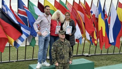 Точно в целта: Отличия за журналисти от БНТ на турнир по стрелба за представители на медиите