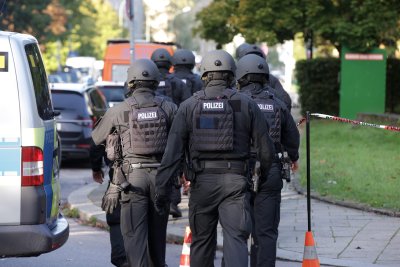 Германия арестува 18 души в рамките на международна акция срещу онлайн измамите