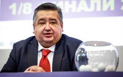 Атанас Караиванов се извини за острите си думи срещу Илиан Илиев