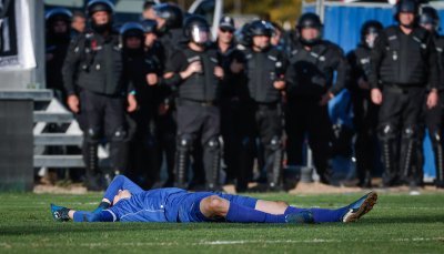 Първа лига: Локомотив Пловдив - Ботев Пловдив /ПРЕКРАТЕН/ (ГАЛЕРИЯ)