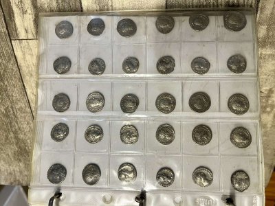 Антични монети открити в частен дом - как и от къде е събирана колекцията?