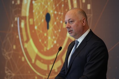 PM Rosen Zhelyazkov: Specific Candidates for the Role of Special Administrator at 'Lukoil' Burgas Are Being Considered