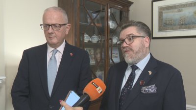 Двама британски депутати се срещнаха с председателя на парламента Рая Назарян