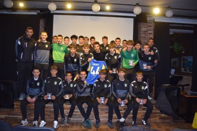 Илия Груев вдъхновява юношите на ФК Национал