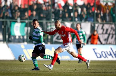 Лудогорец и ЦСКА 1948 ще опитат да се възползват от грешката на Левски в Първа лига