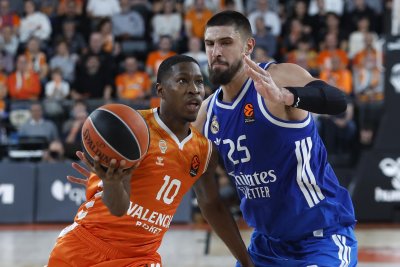 Валенсия взе испанското дерби с Реал Мадрид в 10-ия кръг на Евролигата