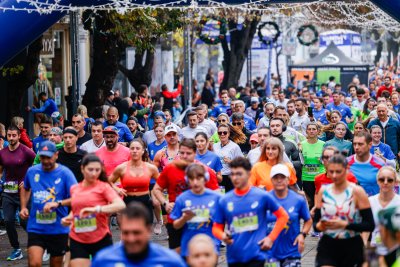 Кенийски атлети със златото на Маратон Бургас