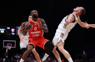 Милър-Макинтайър и Цървена звезда сгрешиха в Евролигата (ВИДЕО)