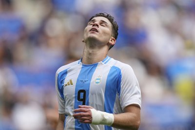 Ваксина за жълта треска спря трима играчи за националния отбор на Аржентина