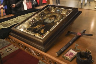 Икона с мощи на св. Гавриил Ургебадзе и негови лични вещи са изложени за поклонение в "Св. Неделя“