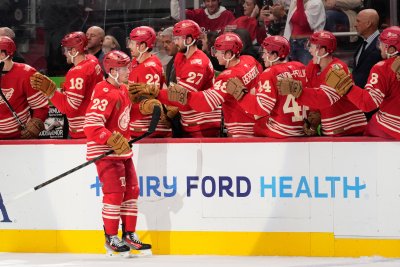 Детройт надви Ню Йорк Рейнджърс в НХЛ