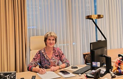 Весела Лечева участва в консултация с Кърсти Ковънтри