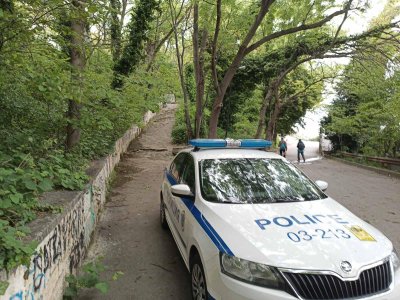 Ученик от елитна гимназия във Варна хванат да разпространява синтетичен наркотик