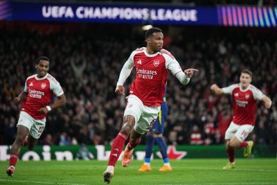 Арсенал губи основен защитник за два месеца