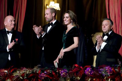 Кейт и Уилям на бляскава гала вечер в „Роял Албърт Хол“