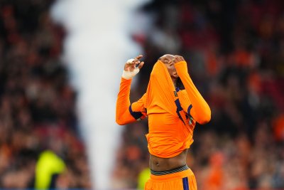 Нидерландия достигна до Мондиал 2026 с лекота