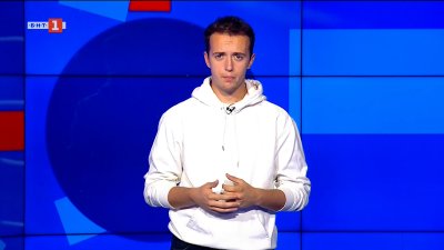 Празнична арт инсталация в Берлин комбинира Коледа и техно