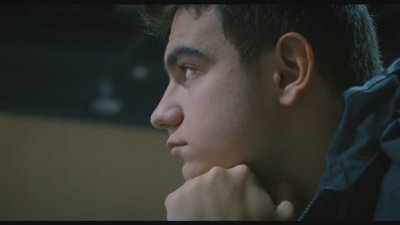 Премиера на "Социално силните": Филм за учениците на физика Теодосий Теодосиев - Тео