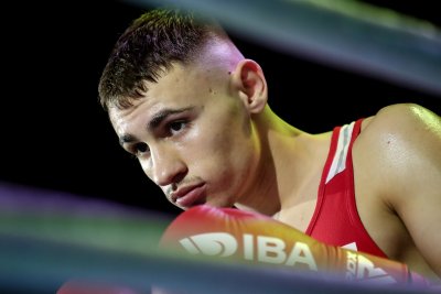 Отличен старт на Викторио Илиев на еврошампионата по бокс за мъже и жени до 23 г.