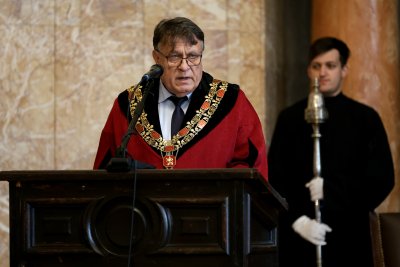 Ректорът на СУ: Без обич и без смирение е невъзможно да поемеш по трудния път на познанието