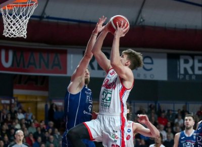 Иван Алипиев с принос за втория пореден успех на Местре в италианската Серия А2