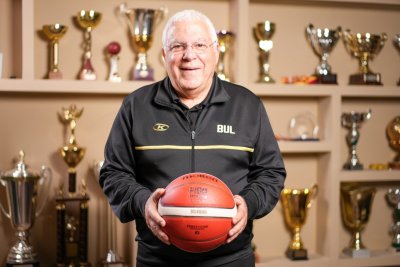 Пини Гершон към мъжкия тим по баскетбол: Силата на един отбор е в неговия колектив