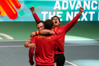 Испания с място на финала за Купа Дейвис