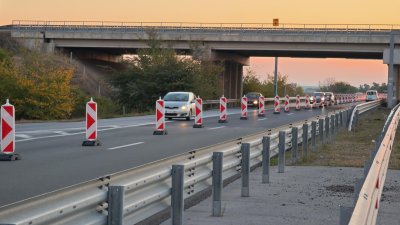 Ограничават движенето в участък от "Тракия" утре заради почистване на шахти