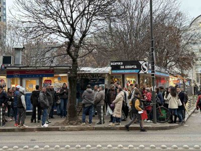 Residents Protest Over Planned Expansion of Paid Parking Zones