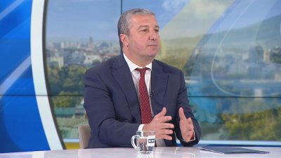 Драгомир Стойнев: Конституцията е най-важният документ, а решението на КС – задължително за уважение
