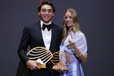 Световните шампиони Дуплантис и Маклафлин-Леврон бяха обявени за лекоатлети на годината