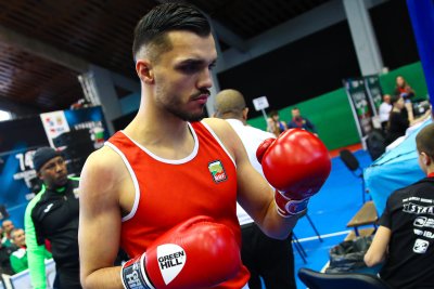 Уилям Чолов е завърши със сребърен медал на еврошампионата по бокс за мъже до 23 г.