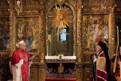 Папа Лъв XIV отслужи първата си литургия в Турция пред вярващи в Истанбул